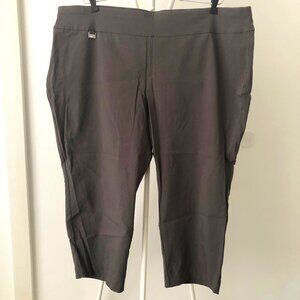 ALFANI PANTS STRETCH PULL-ON GREY CROPPED SIZE 24W NWOT